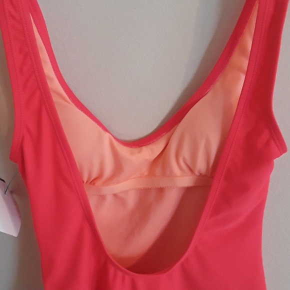 Xhilaration Women One-Piece Swimsuit NWT - Picture 5 of 6